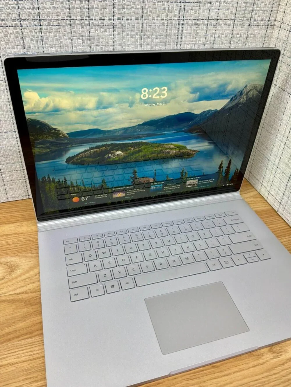 Microsoft Surface 2 15 i7-8th Gen 16GB 512GB SSD 6GB GPU Win11 Pro